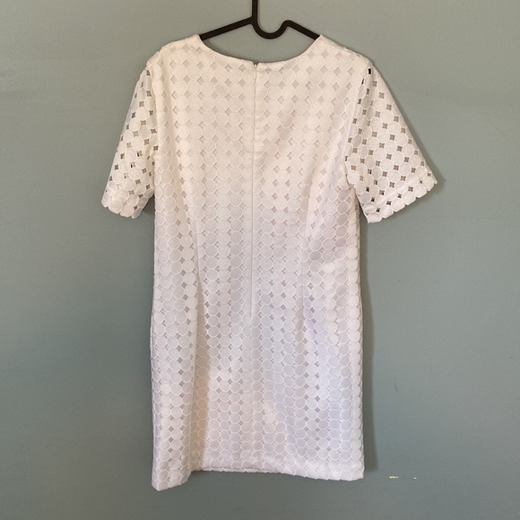 Banana Republic short sleeve white mini dress - Picture 3 of 4